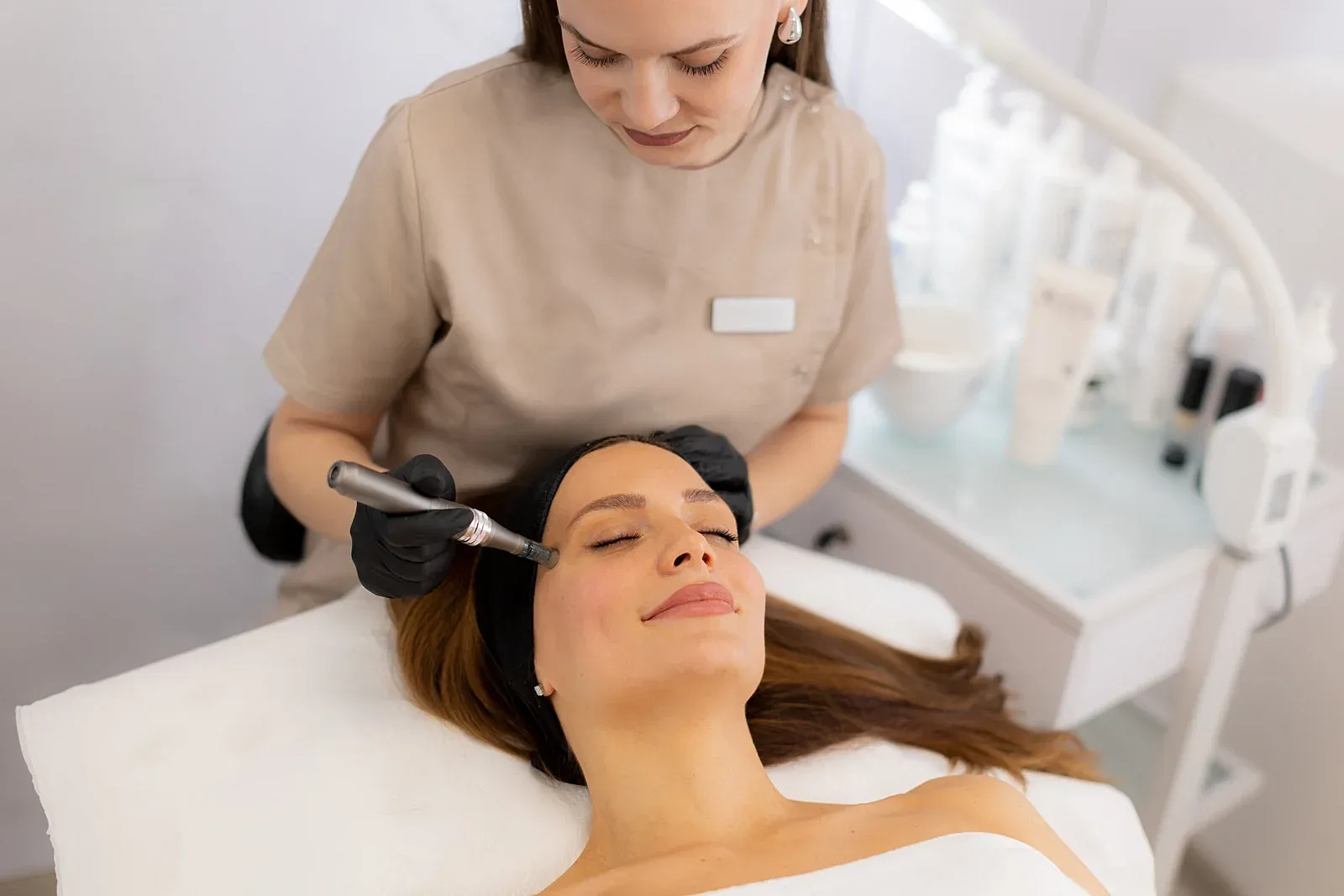 Bestie, Let’s Talk RF Microneedling—Here’s the Scoop!