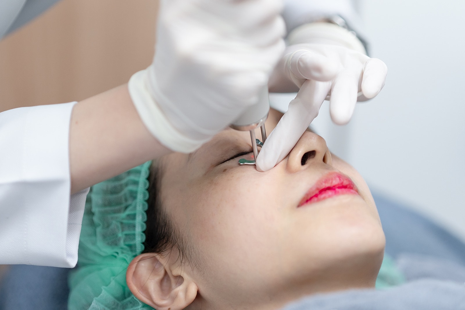 Need to Brighten your undereyes?